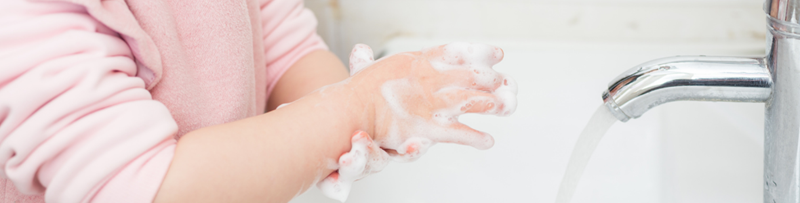 Hoe behandel je handeczeem bij kinderen?