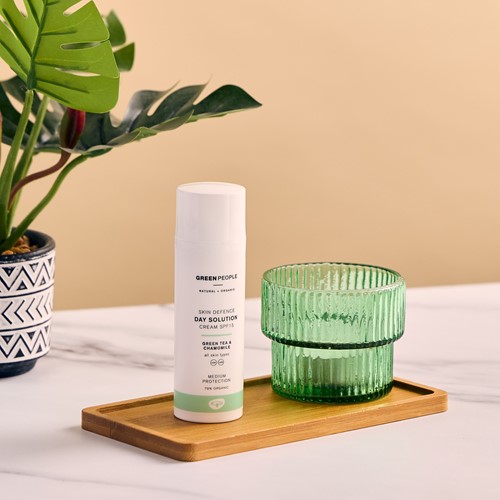 Day Solution SPF15 -3